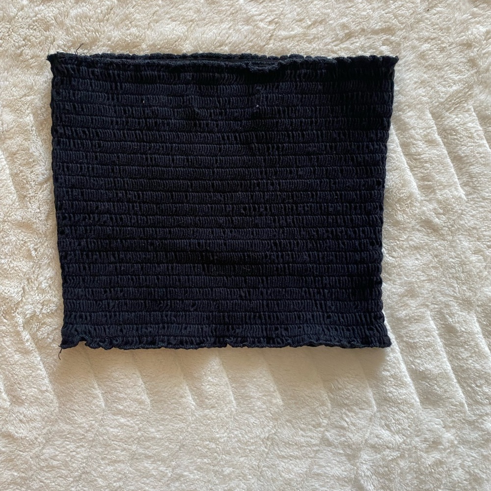 Hollister Smocked Tube Top - Picture 2 of 3